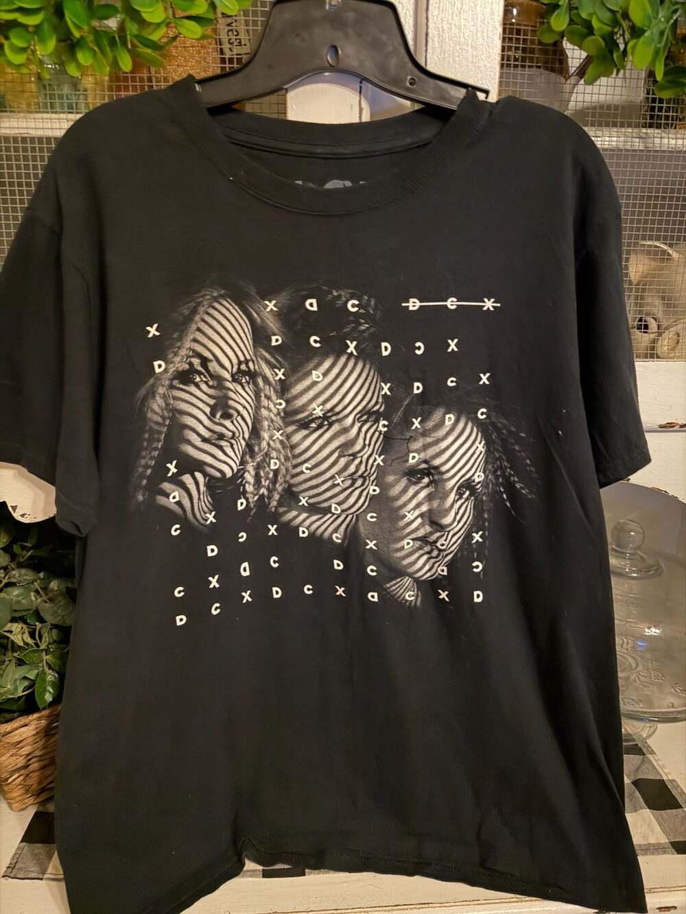 Dixie Chicks DCX MMXVI Tour T-Shirt Size L Black Graphic Concert Tee
